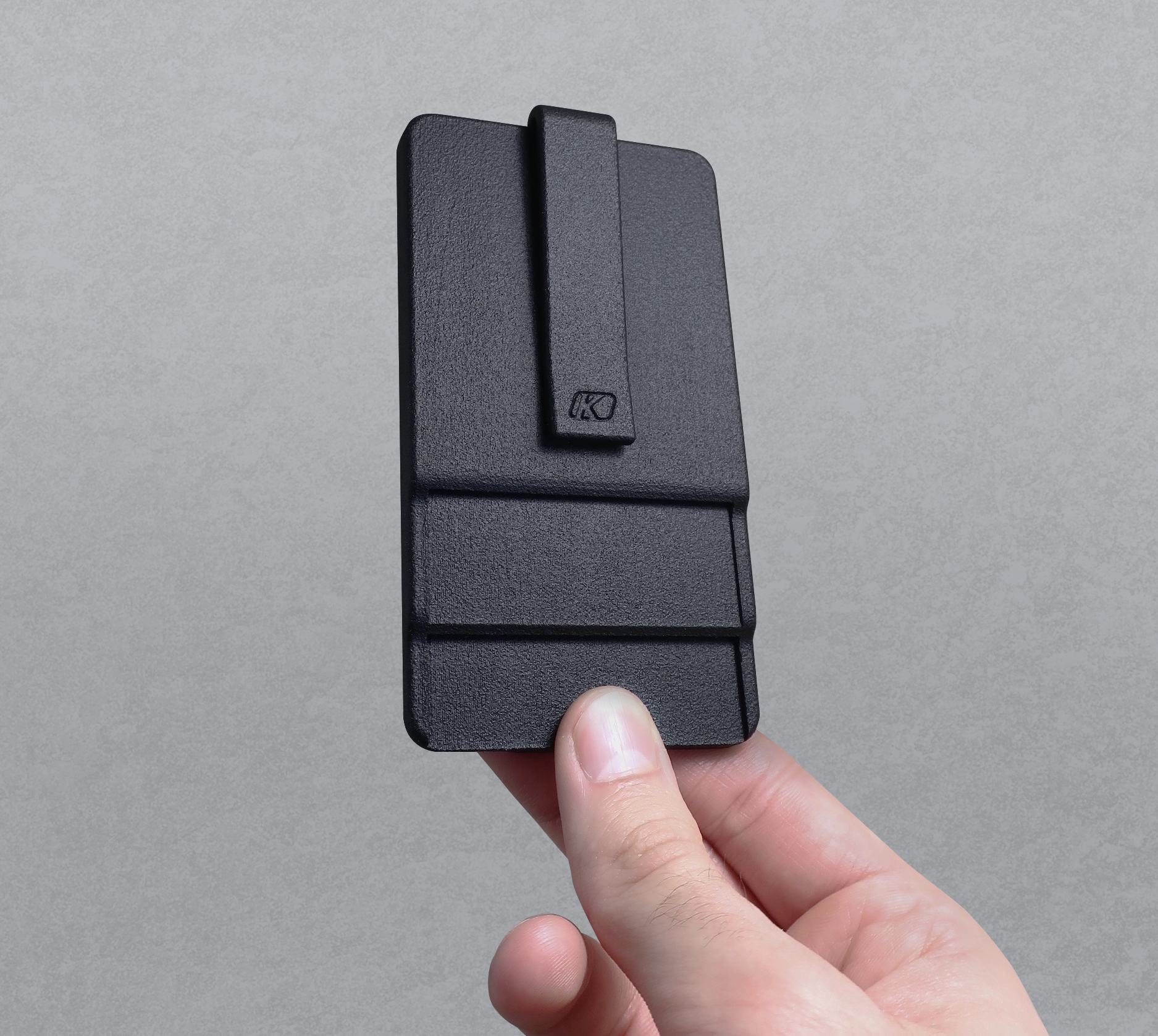 3D printed card holder from Kirwin Continental